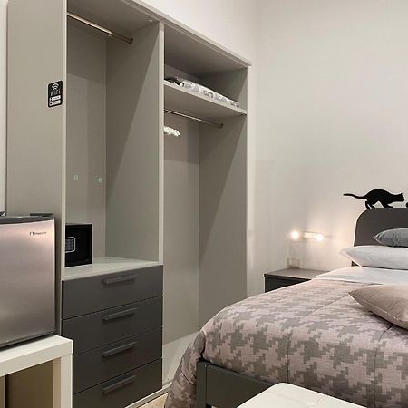 Toledo Point Bed & Breakfast เนเปิลส์ ภายนอก รูปภาพ