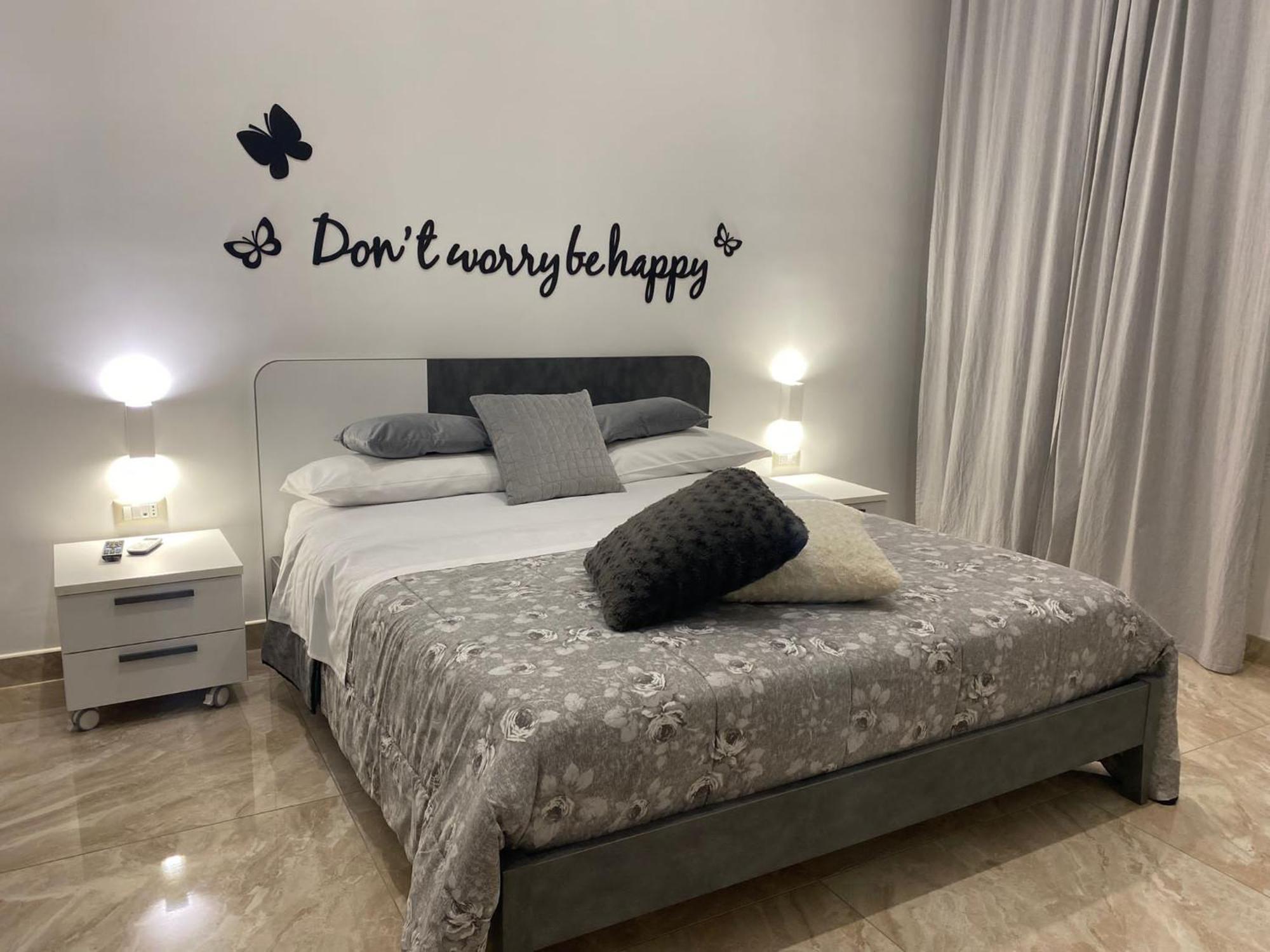 Toledo Point Bed & Breakfast เนเปิลส์ ภายนอก รูปภาพ