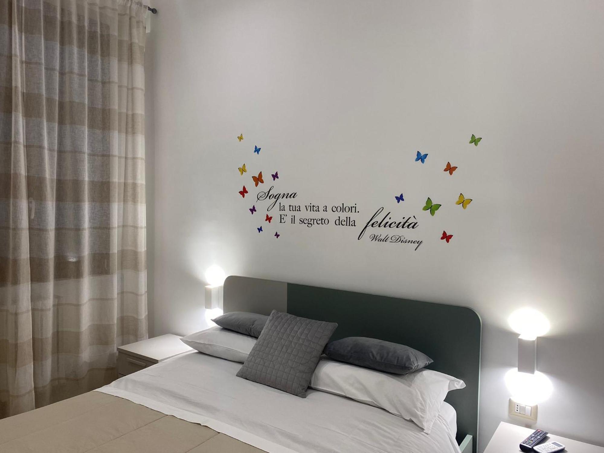 Toledo Point Bed & Breakfast เนเปิลส์ ภายนอก รูปภาพ