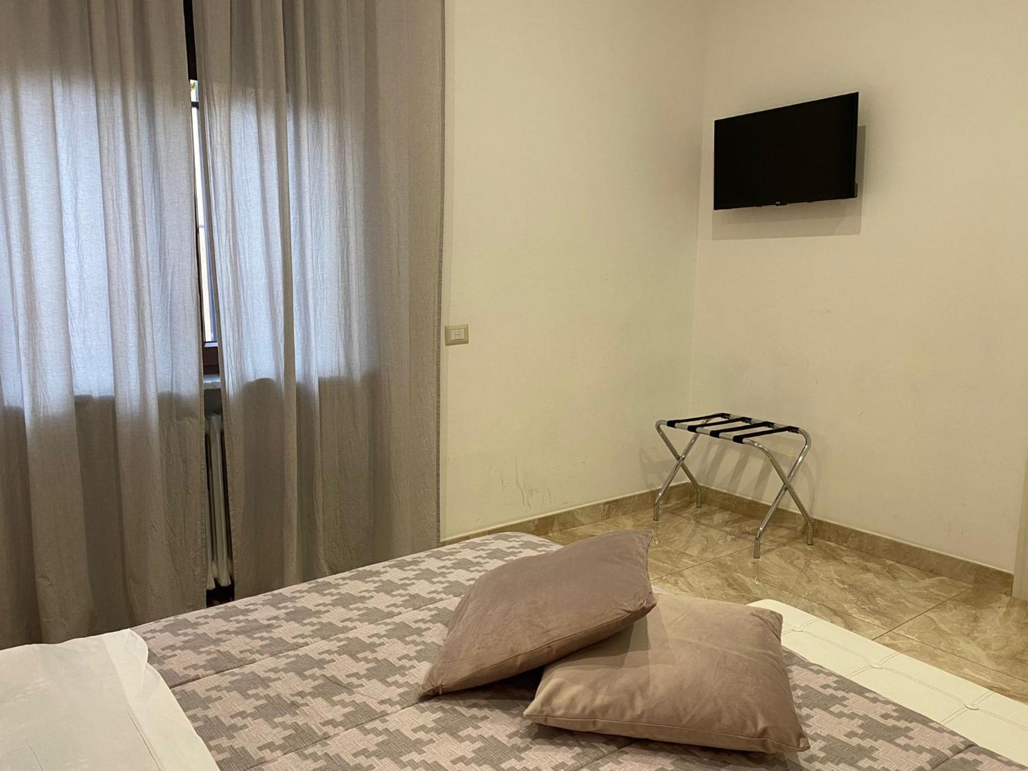 Toledo Point Bed & Breakfast เนเปิลส์ ห้อง รูปภาพ